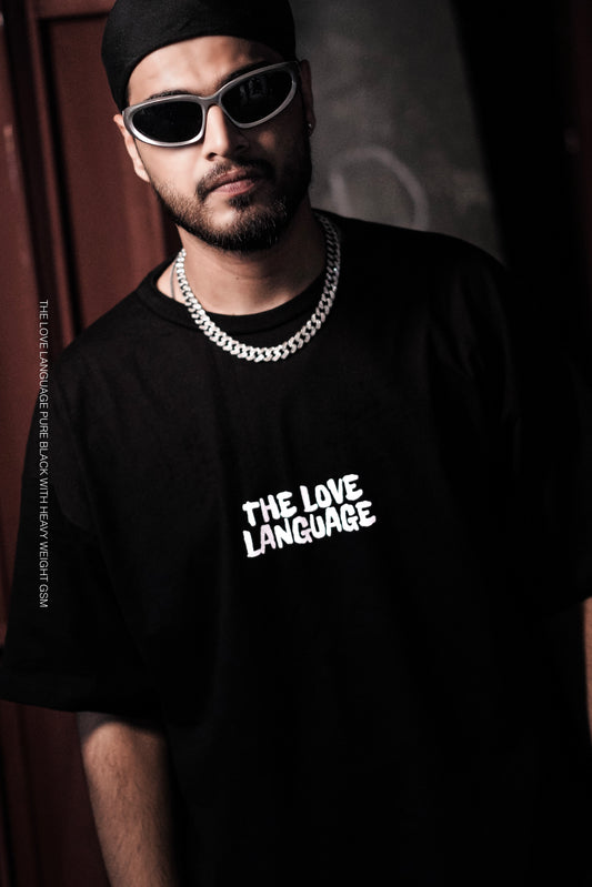 THE LOVE LANGUAGE’ jet black    printed Tshirt